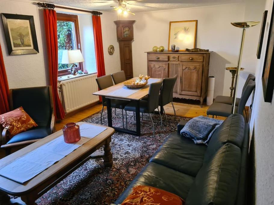 Haus Paesch Nahe See Mit Beheiztem Whirlpool/Sauna Bütgenbach Kültér fotó